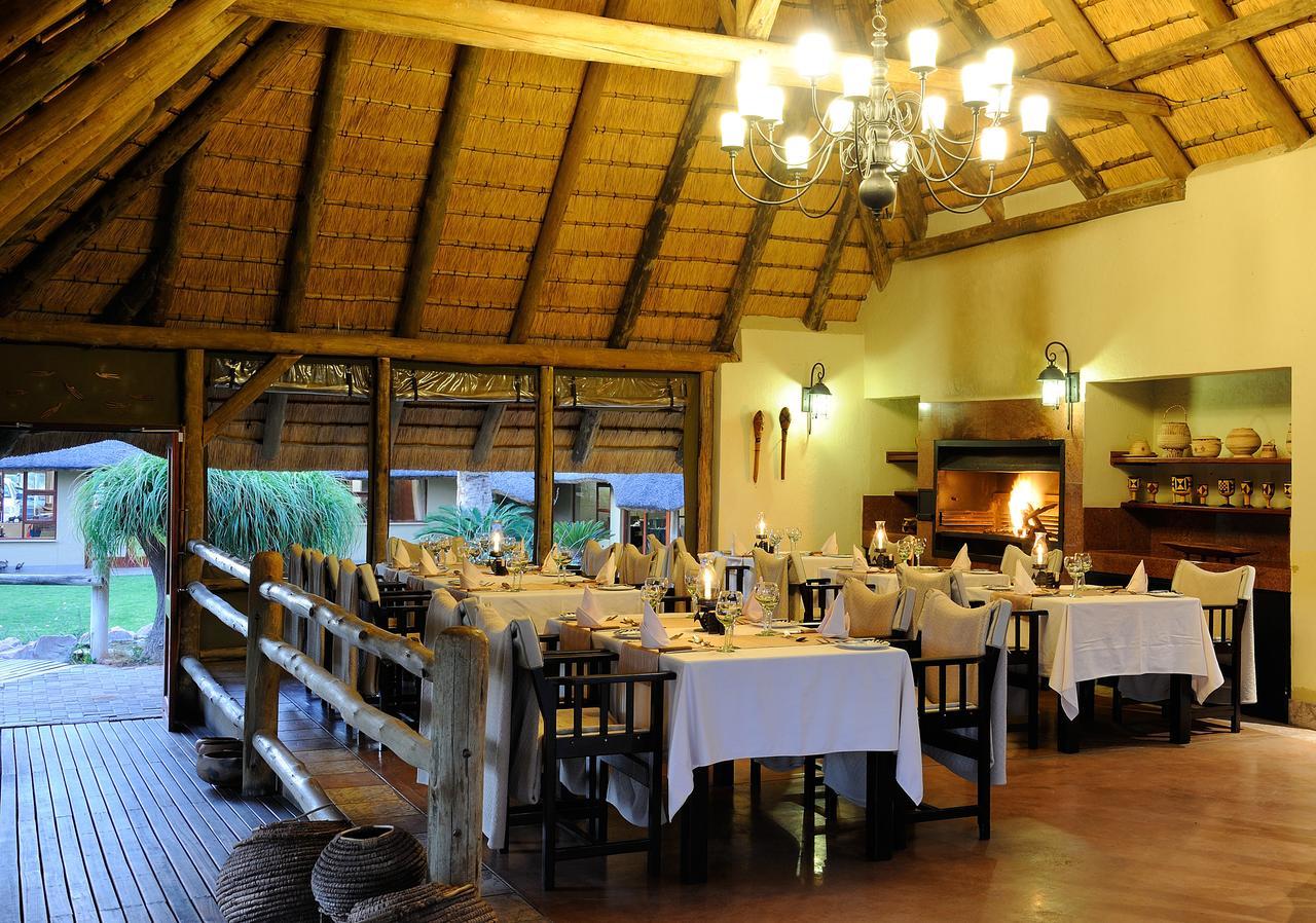 Frans Indongo Lodge オチワロンゴ エクステリア 写真